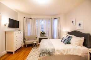 Spacious Studio, Coolidge Corner, Public Transpor